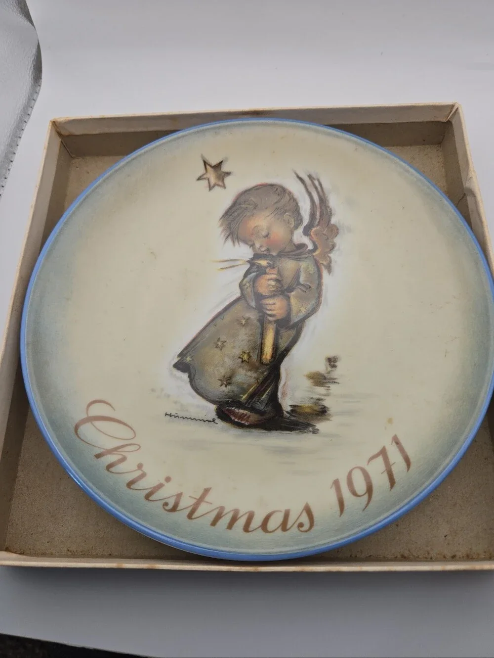 1971 Berta Hummel Christmas Collector Plate First Edition w/ Original Box